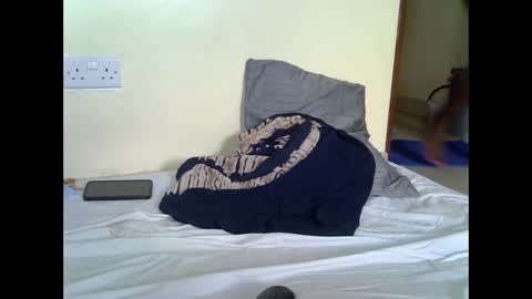 LILIAN online show from 11-20-25, 06:46