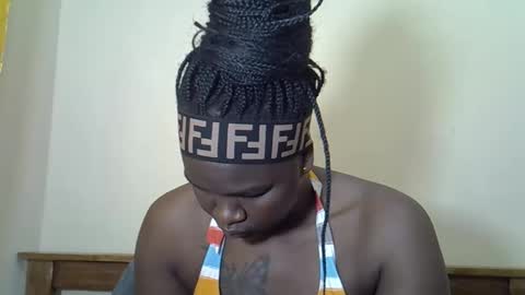 LILIAN online show from 04-27-26, 03:48