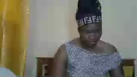 Snapshot of prettyliz30 chatting on 06-23-26, 09:07 LILIAN online show from 06-23-26, 09:07