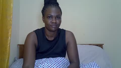 Snapshot of prettyliz30 chatting on 07-01-26, 01:07 LILIAN online show from 07-01-26, 01:07