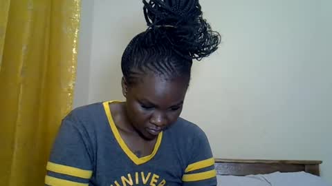 Snapshot of prettyliz30 chatting on 08-01-26, 01:16 LILIAN online show from 08-01-26, 01:16