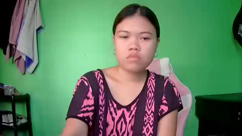 prettymae756493 online show from 05-12-26, 10:51