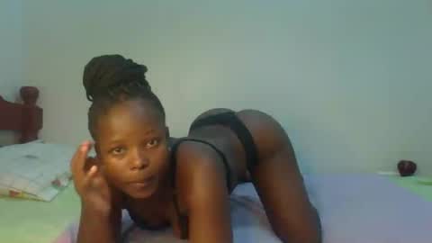 Melly online show from 07-18-26, 12:15
