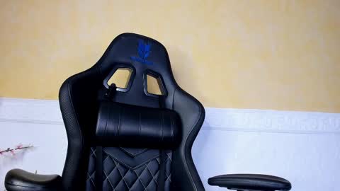 Snapshot of prettypervyx chatting on 02-11-25, 07:54 Laura Onlyfans 40OFF online show from 02-11-25, 07:54