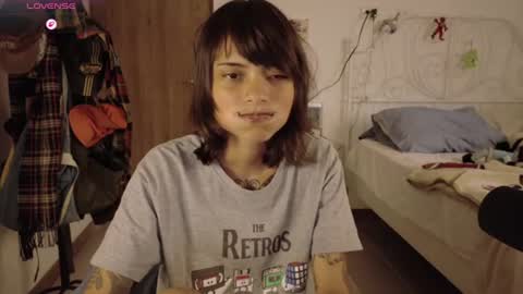 Juli online show from 07-22-26, 09:06