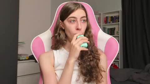 Sophie  next stream will be at Monday  i will wait you guys  online show from 05-21-26, 06:42