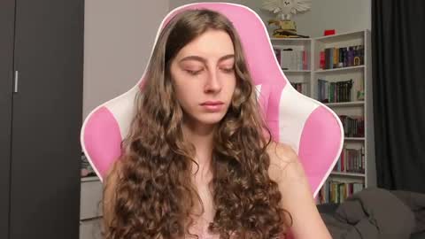 Sophie  next stream will be at Monday  i will wait you guys  online show from 06-09-26, 07:31