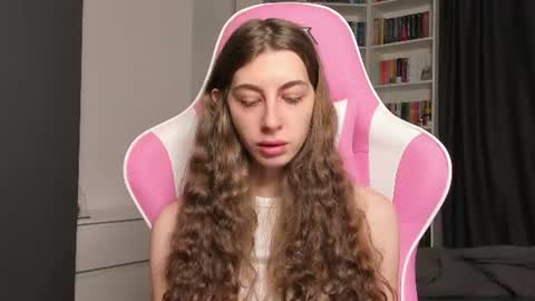 Sophie  next stream will be at Monday  i will wait you guys  online show from 06-16-26, 05:54