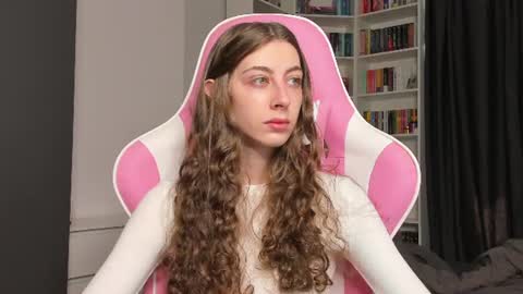 Sophie  next stream will be at Monday  i will wait you guys  online show from 07-17-26, 07:04