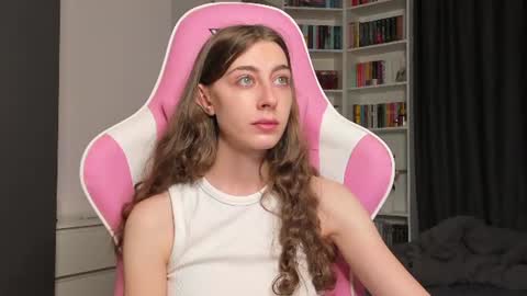 Sophie  next stream will be at Monday  i will wait you guys  online show from 07-20-26, 10:39