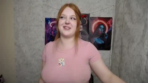 Snapshot of prettyvalerii_ chatting on 07-15-26, 09:14 Valeri online show from 07-15-26, 09:14