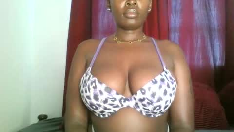 Snapshot of prettyvishy chatting on 12-23-24, 11:47 prettyvishy online show from 12-23-24, 11:47