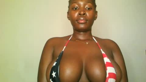 prettyvishy online show from 07-31-26, 04:23