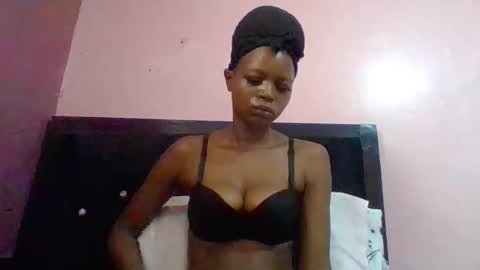 Snapshot of prettywendy21 chatting on 02-07-26, 08:18 prettywendy21 online show from 02-07-26, 08:18