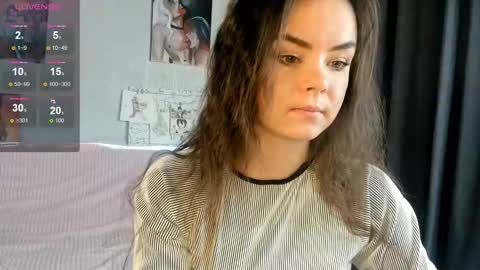 Snapshot of prettyyy_kitty chatting on 12-03-25, 01:35 Kitty online show from 12-03-25, 01:35