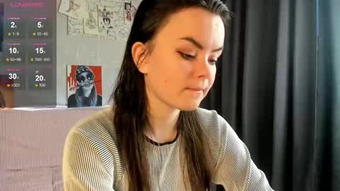 Snapshot of prettyyy_kitty chatting on 12-05-25, 01:47 Kitty online show from 12-05-25, 01:47