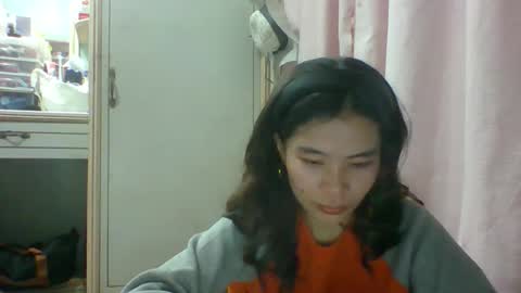 prety784828 online show from 09-25-25, 01:59
