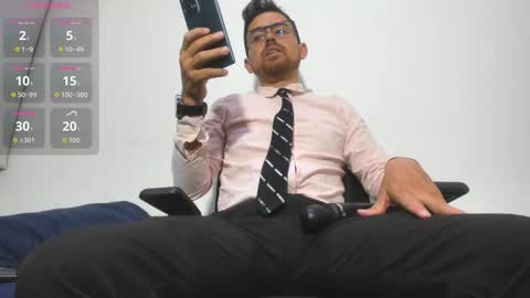 Snapshot of prince1_dark chatting on 12-02-25, 05:13 Deivid online show from 12-02-25, 05:13