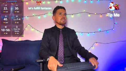 Snapshot of prince1_dark chatting on 12-22-25, 06:10 Deivid online show from 12-22-25, 06:10