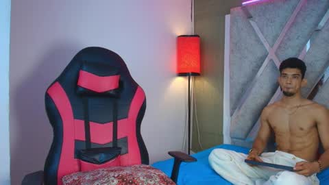 prince_arthur77 online show from 04-19-26, 06:10