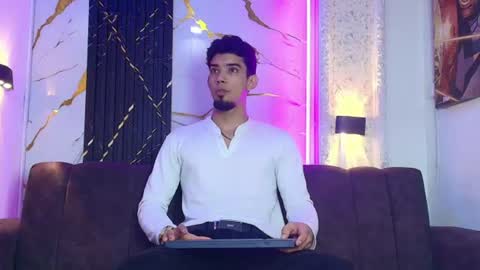 prince_arthur77 online show from 07-24-26, 01:53