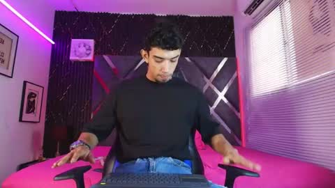 prince_arthur77 online show from 07-28-26, 01:32