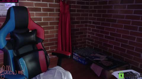 Snapshot of princesa_leia_zathur chatting on 02-27-25, 01:17 Leia online show from 02-27-25, 01:17