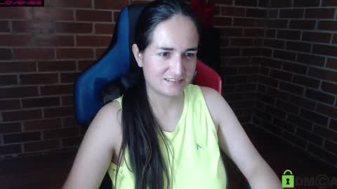 Snapshot of princesa_leia_zathur chatting on 03-06-26, 09:11 Leia online show from 03-06-26, 09:11