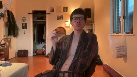 Peaches online show from 01-22-25, 10:05