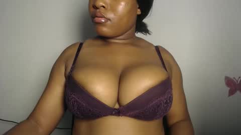 Snapshot of princess_karinaa chatting on 03-04-26, 05:24 Karina online show from 03-04-26, 05:24