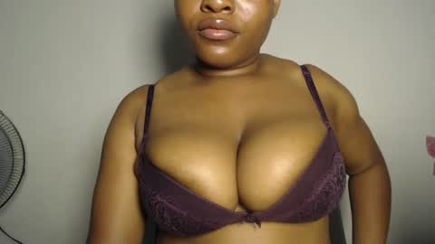 Snapshot of princess_karinaa chatting on 03-05-26, 05:25 Karina online show from 03-05-26, 05:25