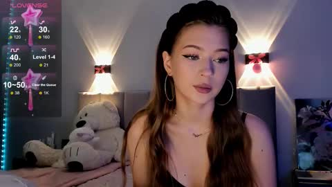 Snapshot of princess_nier chatting on 09-30-25, 06:46 Princess Diana online show from 09-30-25, 06:46