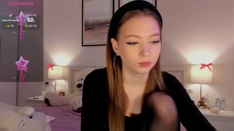 Snapshot of princess_nier chatting on 02-03-26, 07:30 Princess Diana online show from 02-03-26, 07:30