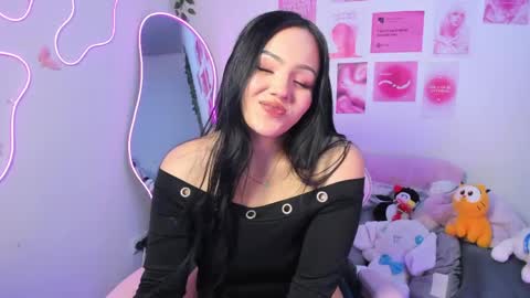 Snapshot of princess_saris chatting on 05-30-26, 06:27 online show from 05-30-26, 06:27