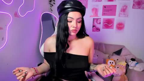 Snapshot of princess_saris chatting on 06-02-26, 08:22 online show from 06-02-26, 08:22