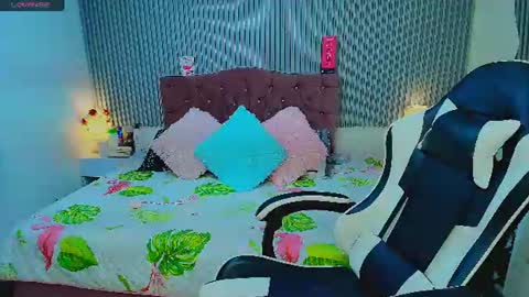princess_skinny18 online show from 07-22-26, 03:09