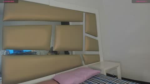 princess_tokyo_ online show from 02-03-25, 12:36