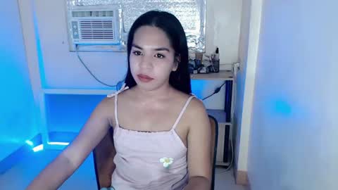 Snapshot of princess_yurie chatting on 07-17-26, 10:58 Yurie online show from 07-17-26, 10:58
