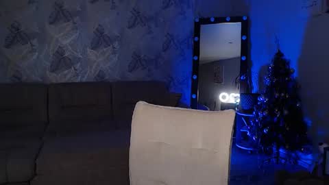 Snapshot of princessamira1 chatting on 12-21-24, 10:17 princessamira1 online show from 12-21-24, 10:17