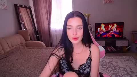 Snapshot of princessamira1 chatting on 07-10-26, 06:39 princessamira1 online show from 07-10-26, 06:39