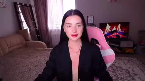 Snapshot of princessamira1 chatting on 07-24-26, 06:00 princessamira1 online show from 07-24-26, 06:00