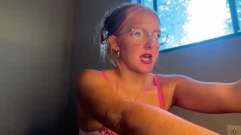 Princess Ari  online show from 06-21-26, 11:07
