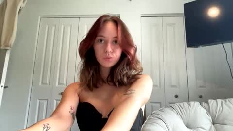 Snapshot of princessbaby525 chatting on 11-19-25, 05:35 Sable online show from 11-19-25, 05:35