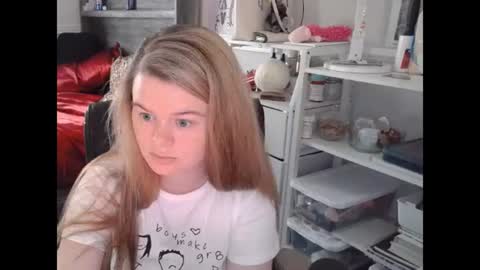 princessbunny420 online show from 06-17-26, 06:09