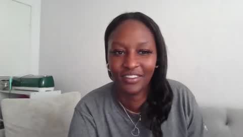 Snapshot of princesscosima chatting on 10-27-25, 01:48 PrincessCosimaChinky online show from 10-27-25, 01:48