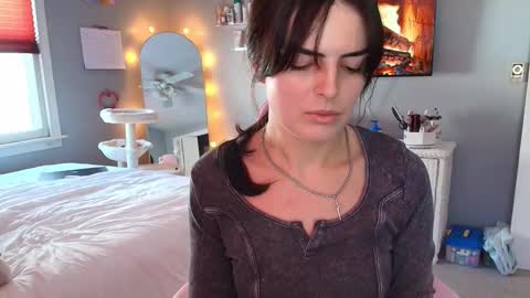 Snapshot of princesselysia99 chatting on 02-03-26, 03:50 Princess Elysia online show from 02-03-26, 03:50