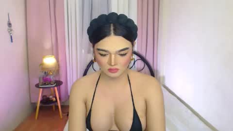 Snapshot of princesshugecumontop chatting on 06-18-26, 09:14 PrincessDONT FORGET TO FOLLOW ME online show from 06-18-26, 09:14