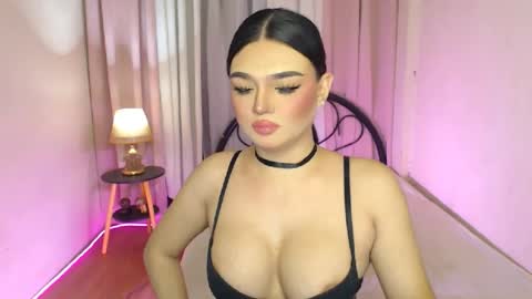 Snapshot of princesshugecumontop chatting on 07-09-26, 05:50 PrincessDONT FORGET TO FOLLOW ME online show from 07-09-26, 05:50