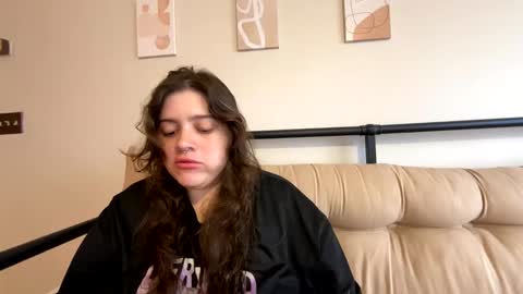princessviccxo online show from 02-16-26, 04:47