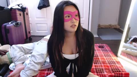 princessleenhu online show from 04-29-26, 12:16